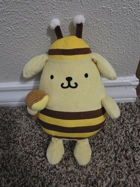 Pompompurin Bee Plush